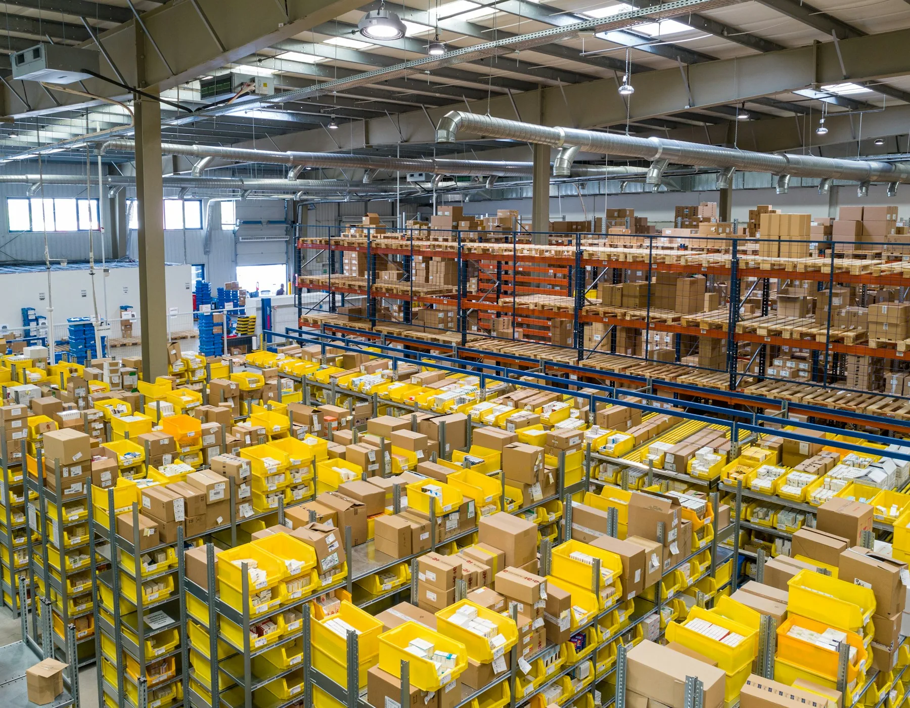 Logistiek proces in een magazijn